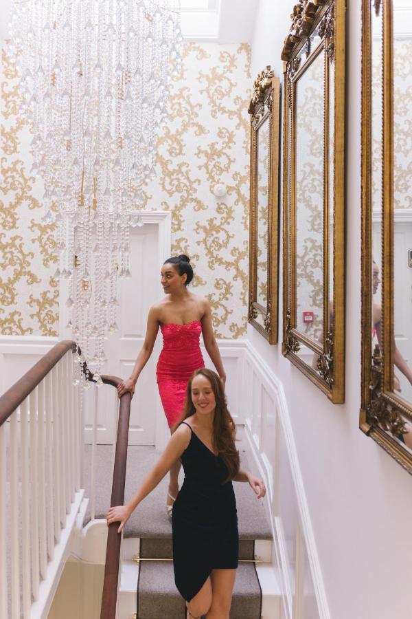 Deluxe Studios With Spa Included Portsmouth Ngoại thất bức ảnh