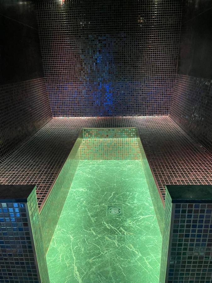 Deluxe Studios With Spa Included Portsmouth Ngoại thất bức ảnh